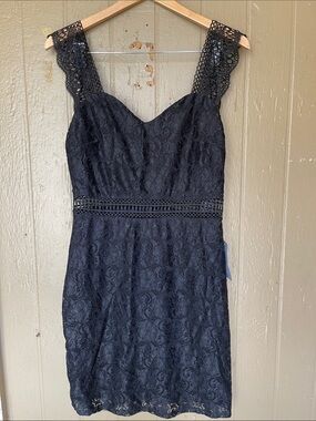 NSR Lace Sleeveless Cocktail Dress in black Size L